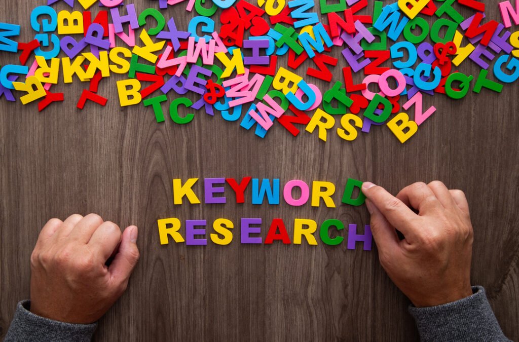 las palabras clave o keywords long tail son esenciales en todo keyword research